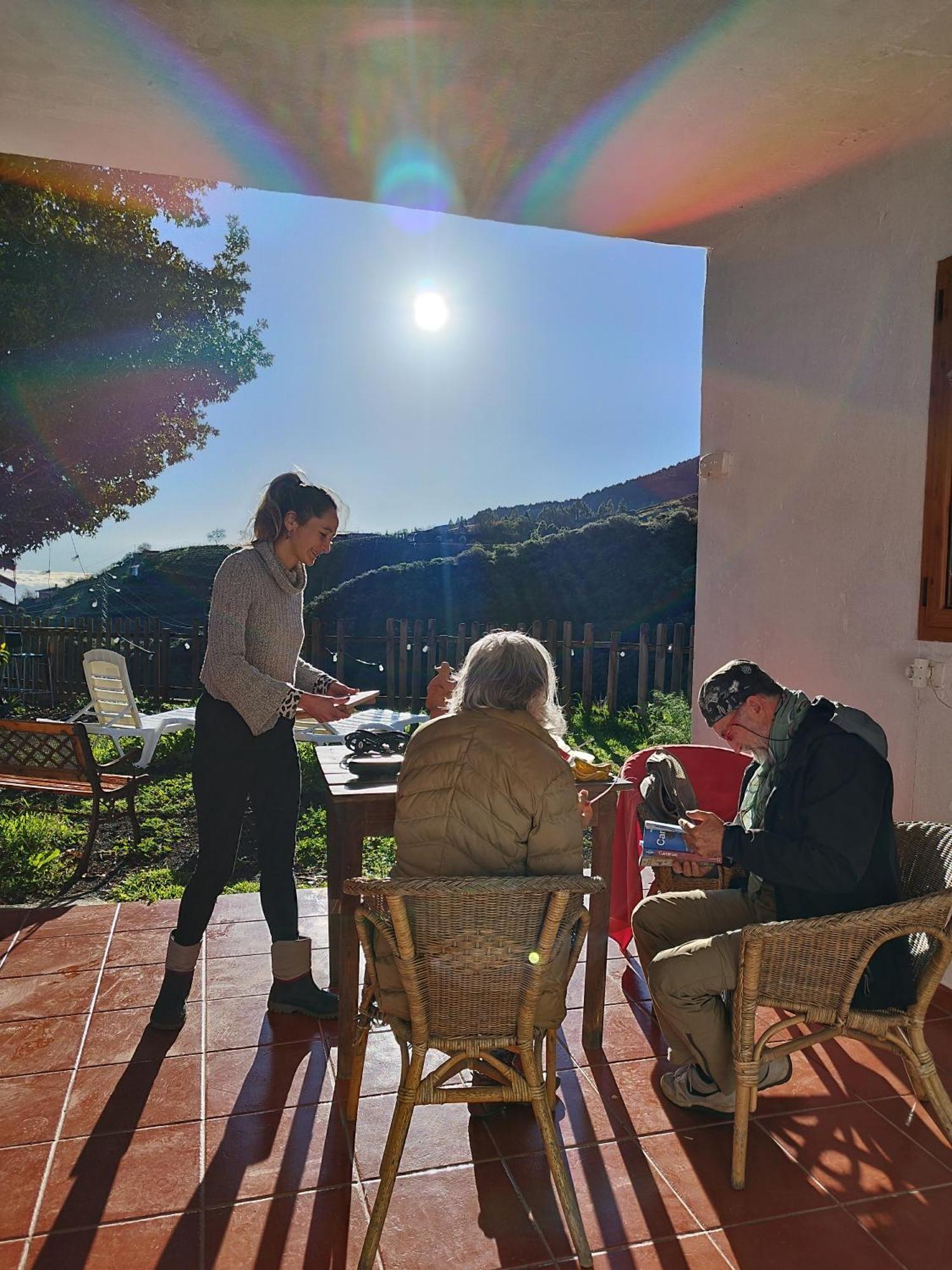 La Casita Hostel Vega de San Mateo Bagian luar foto