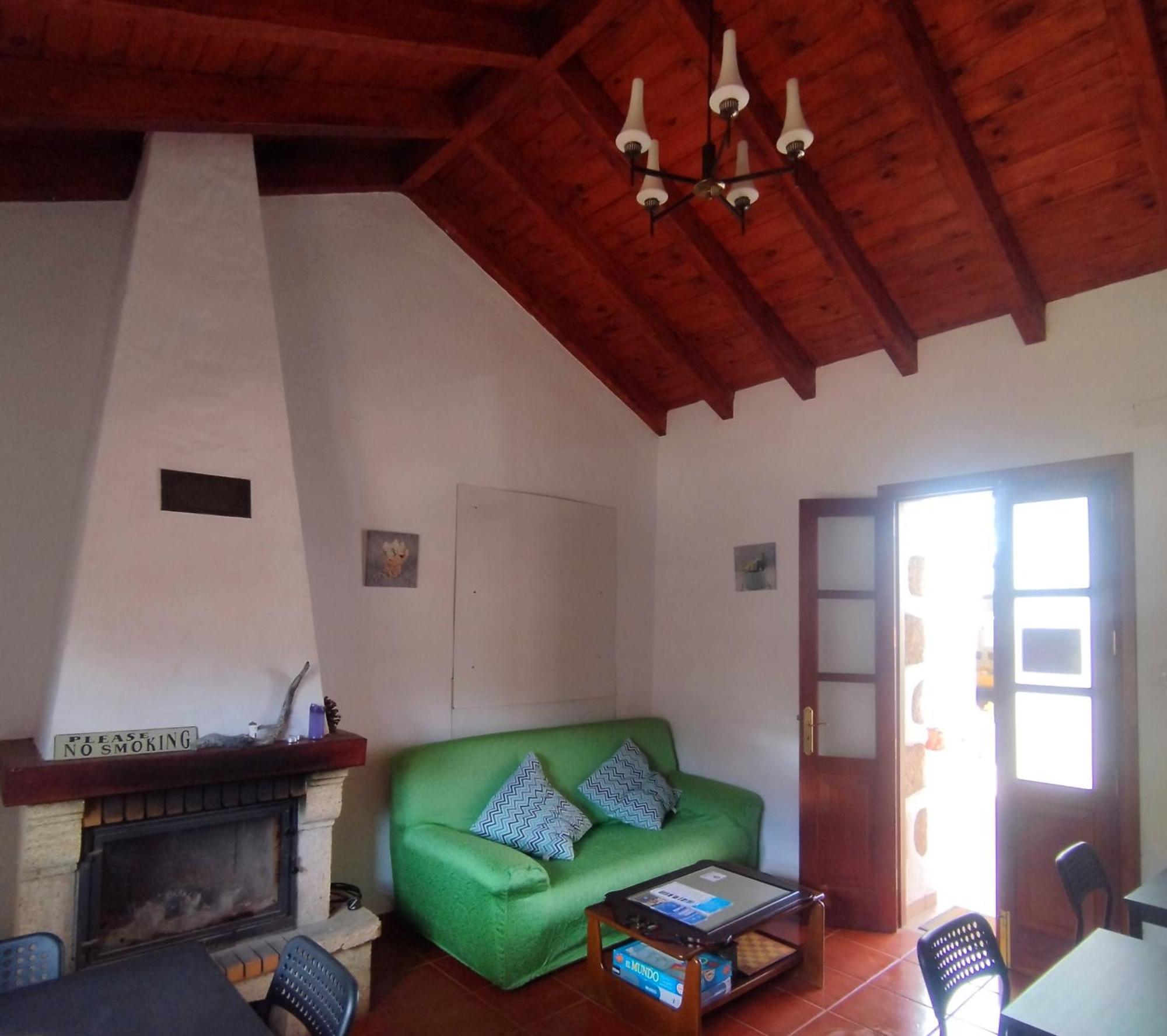 La Casita Hostel Vega de San Mateo Bagian luar foto